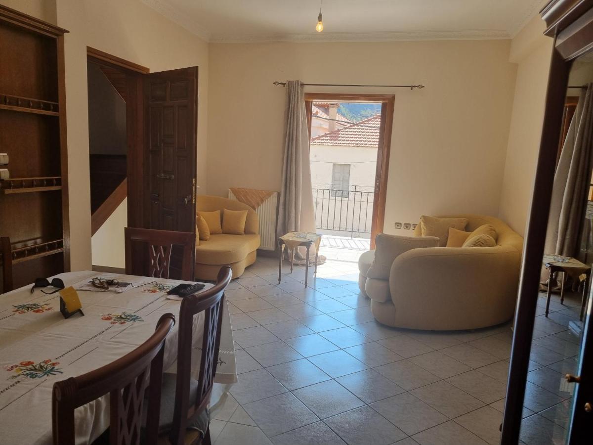 Apartment Theodoros Leonídion Extérieur photo