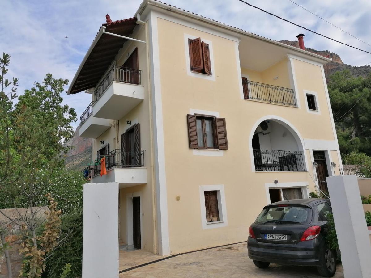 Apartment Theodoros Leonídion Extérieur photo